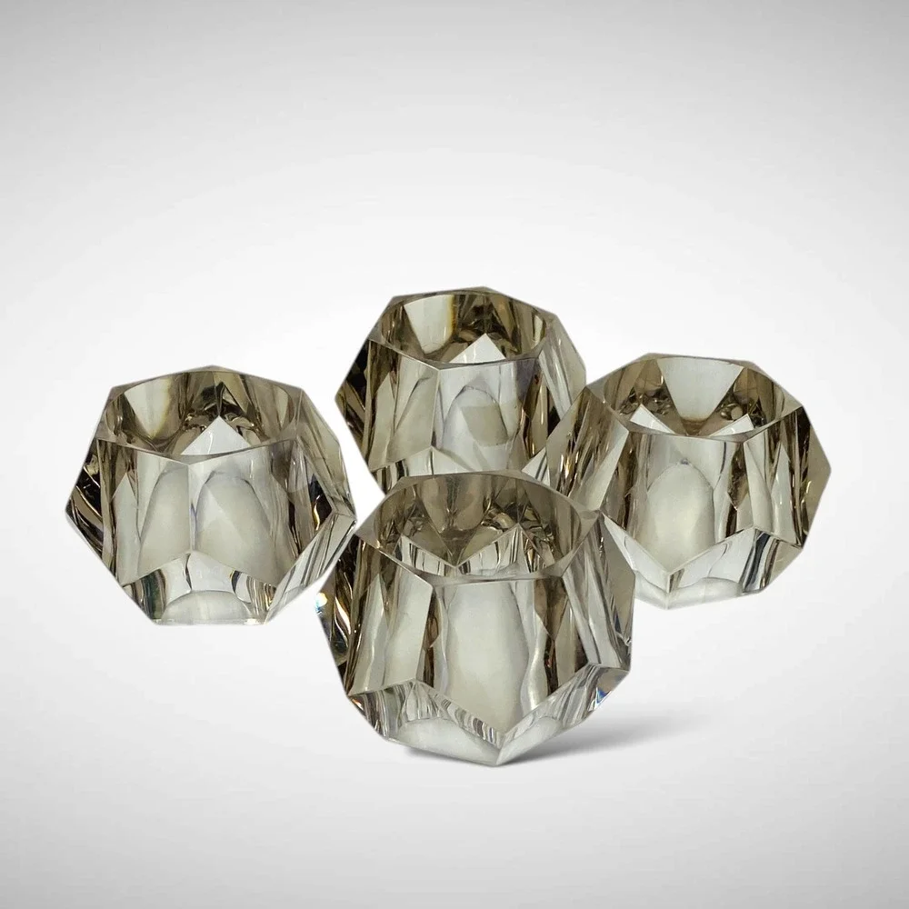 Light Smoky Lucite Napkin‎ Rings Set of 4 Geometric Faceted Acrylic 1980s Decor